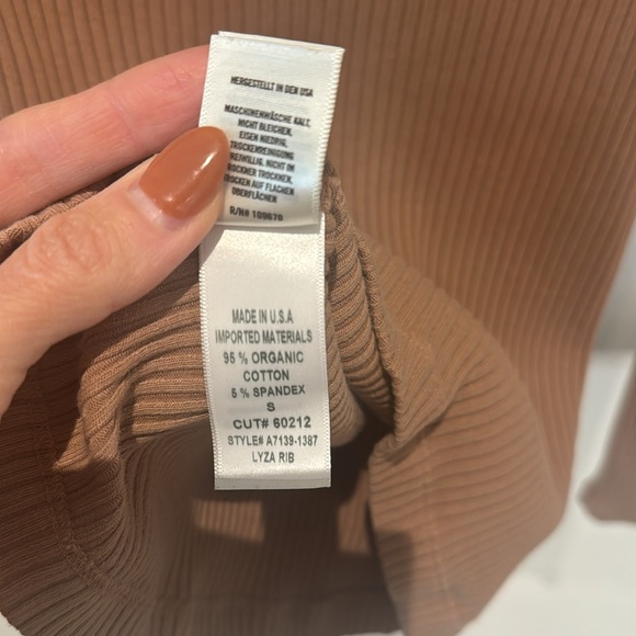 AGOLDE LYZA RIBBED COTTON CUT - OUT TOP size Small - Picture 9 of 12